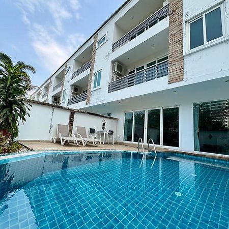 Hidden Palm Pool Villas Pattaya Εξωτερικό φωτογραφία