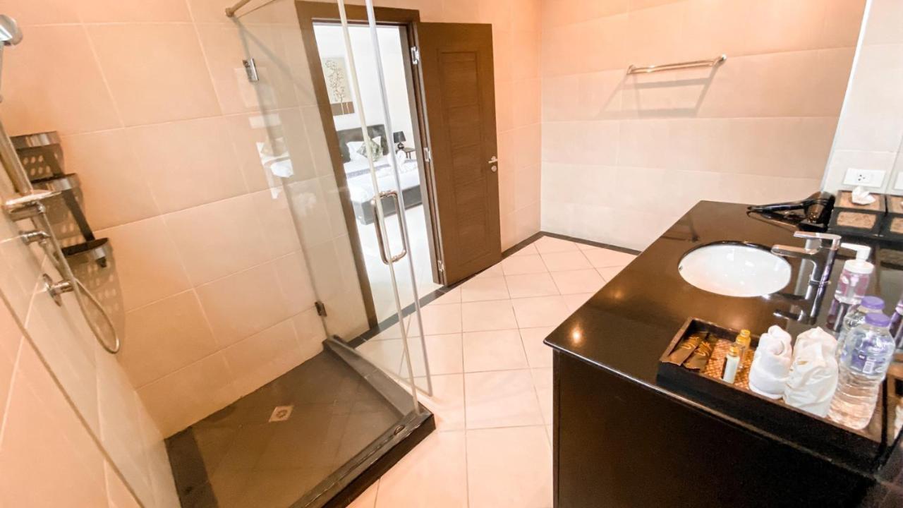 Hidden Palm Pool Villas Pattaya Εξωτερικό φωτογραφία