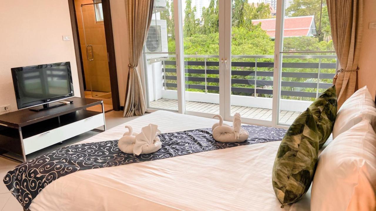 Hidden Palm Pool Villas Pattaya Εξωτερικό φωτογραφία