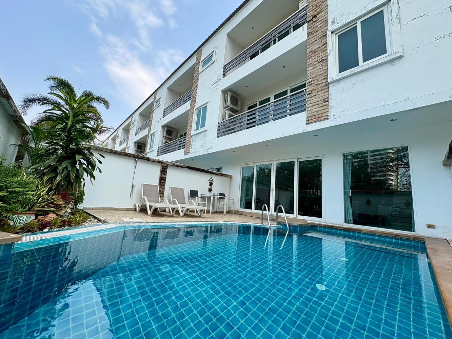 Hidden Palm Pool Villas Pattaya Εξωτερικό φωτογραφία