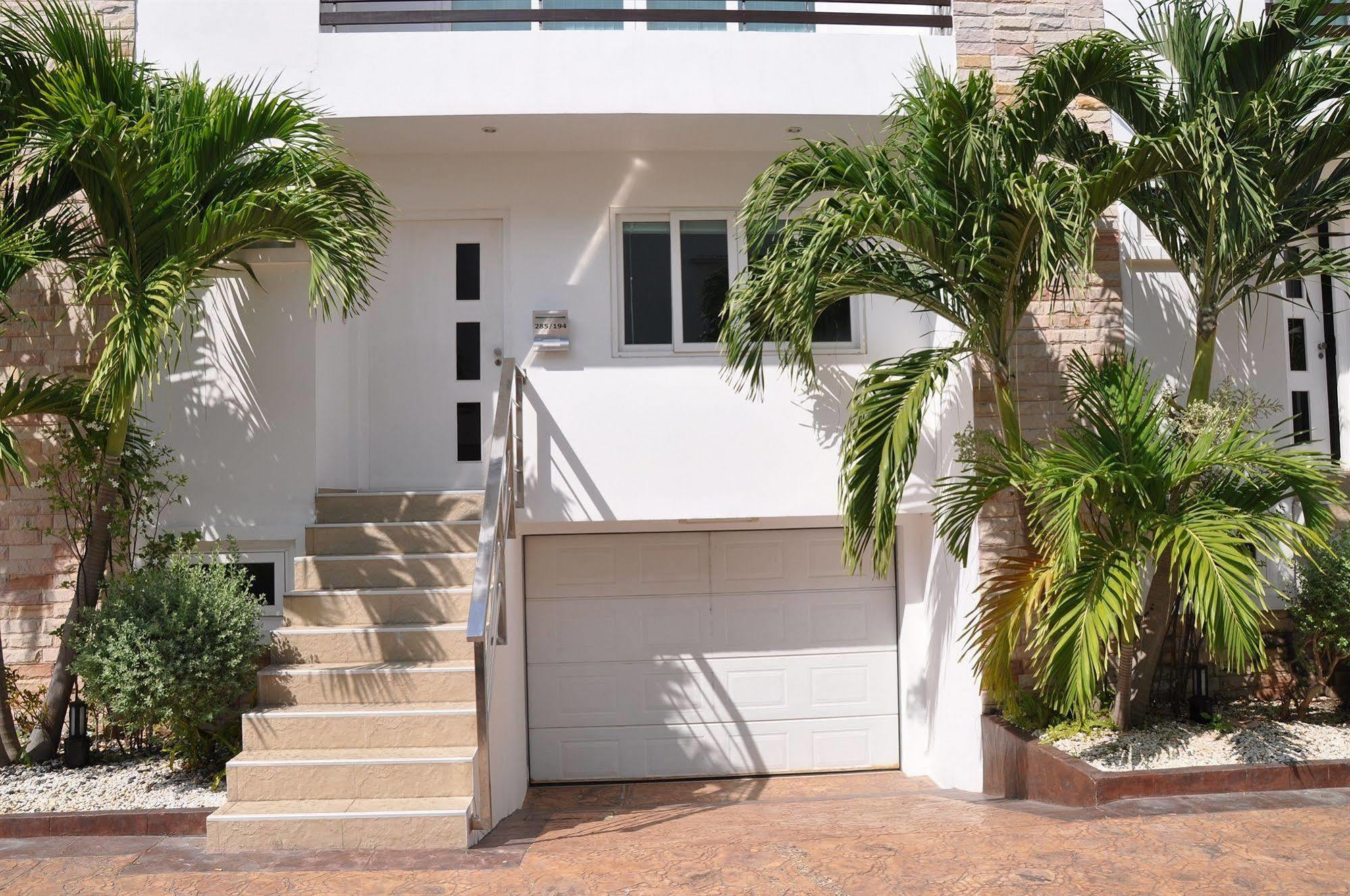 Hidden Palm Pool Villas Pattaya Εξωτερικό φωτογραφία