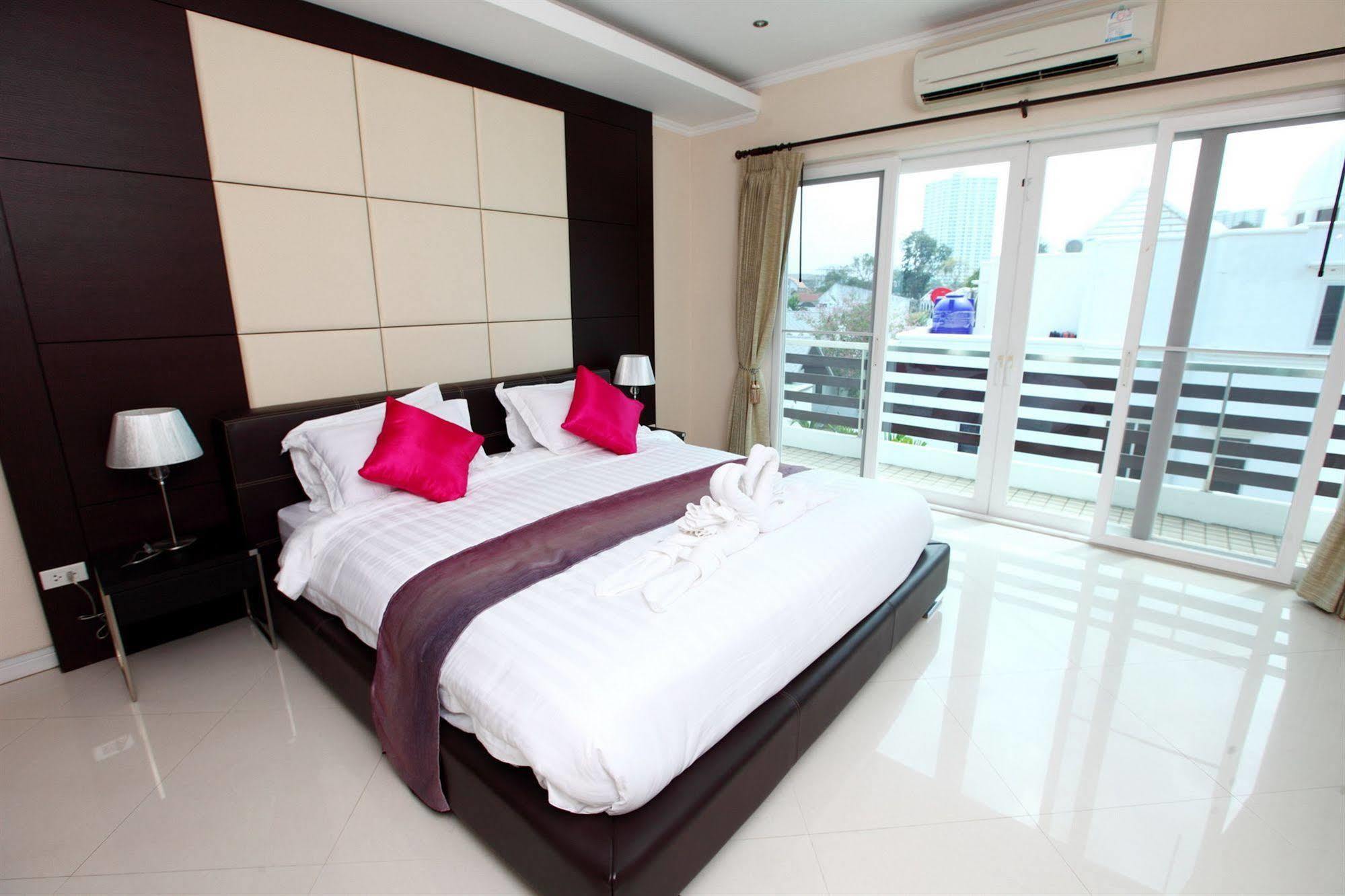 Hidden Palm Pool Villas Pattaya Εξωτερικό φωτογραφία