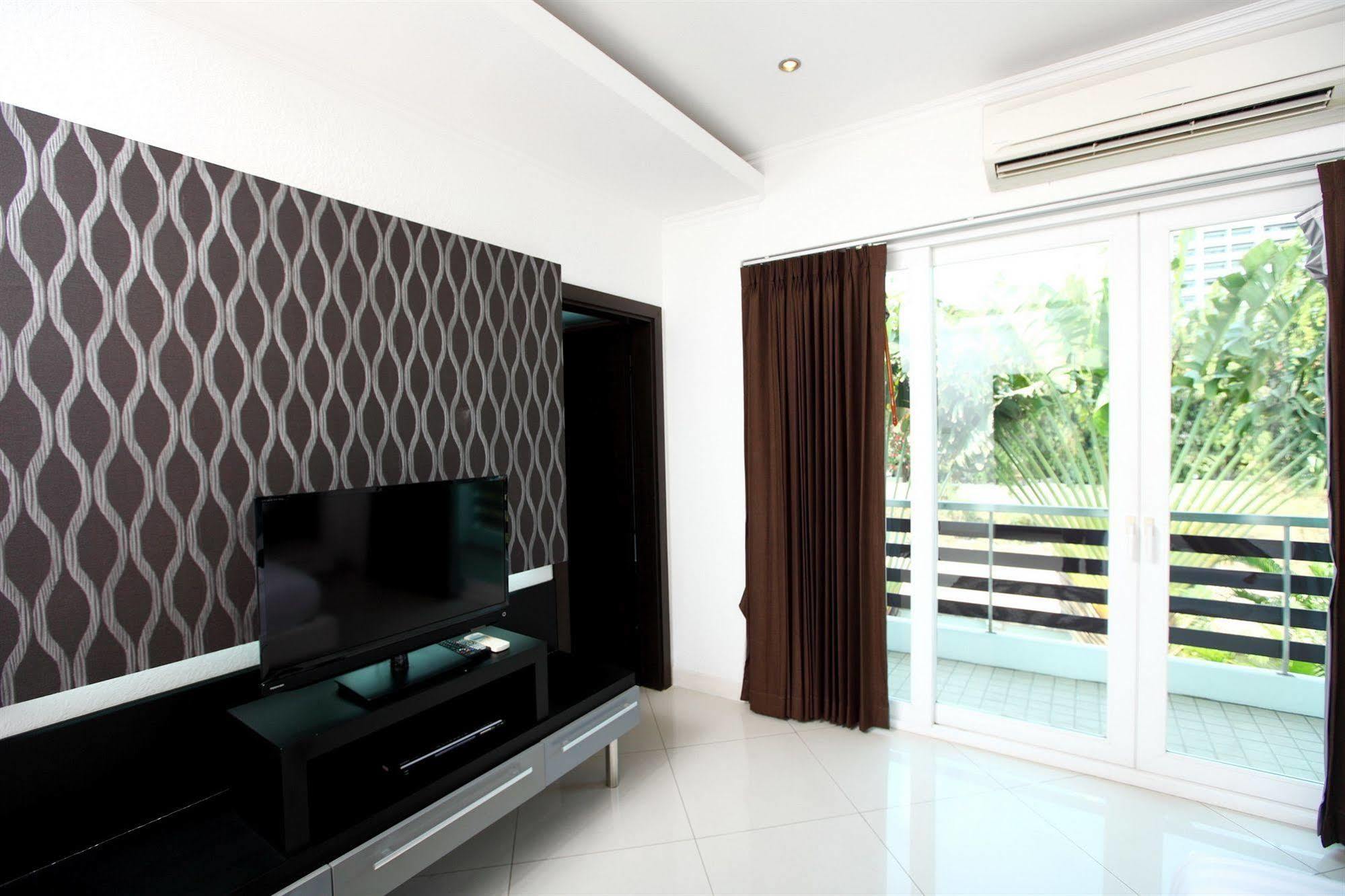 Hidden Palm Pool Villas Pattaya Εξωτερικό φωτογραφία